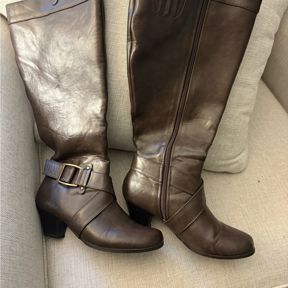 Comfortview Rich Brown Heeled Boots with Strap